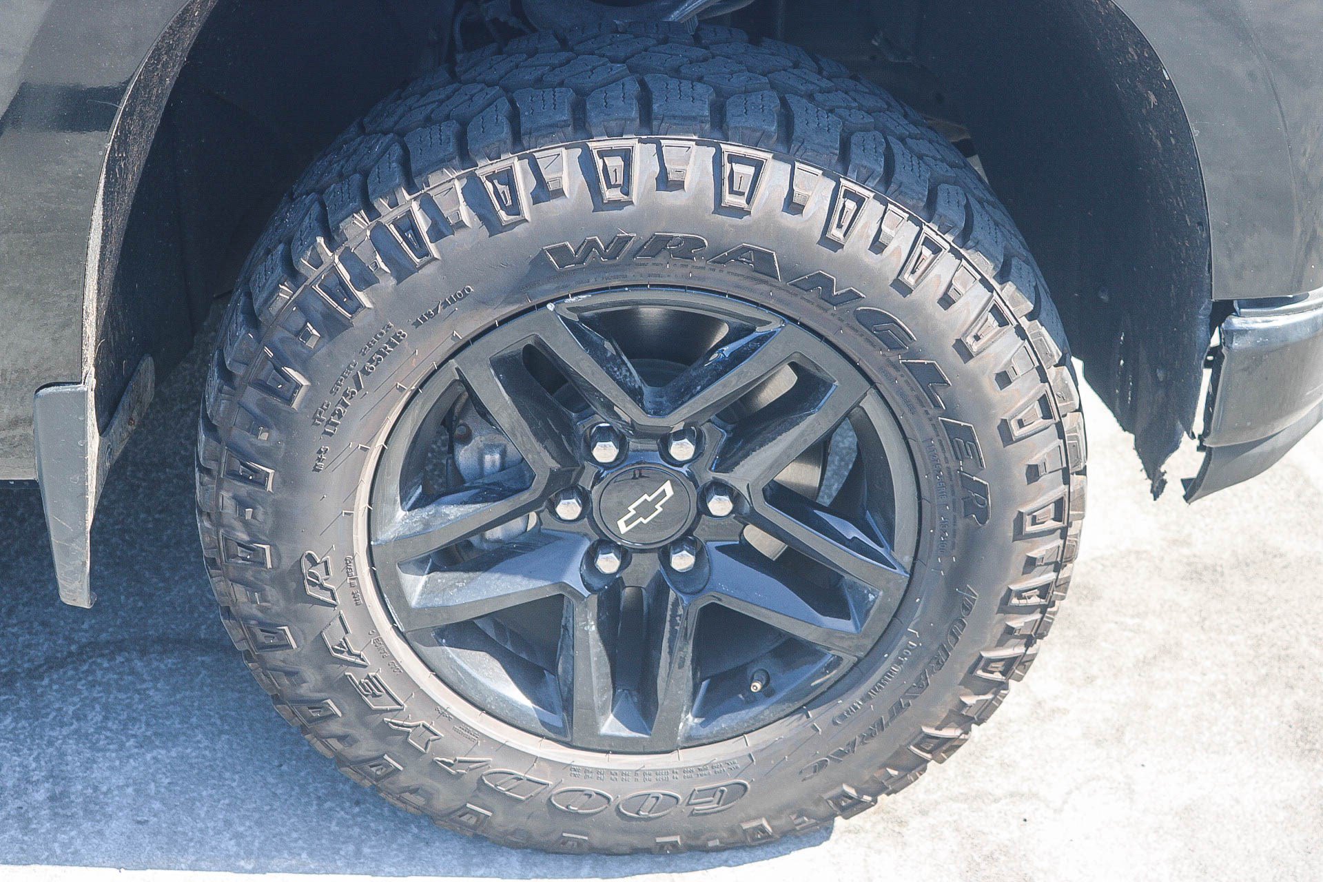 Used 2019 Chevrolet Silverado 1500 LT Trail Boss AWD/4WD image 17