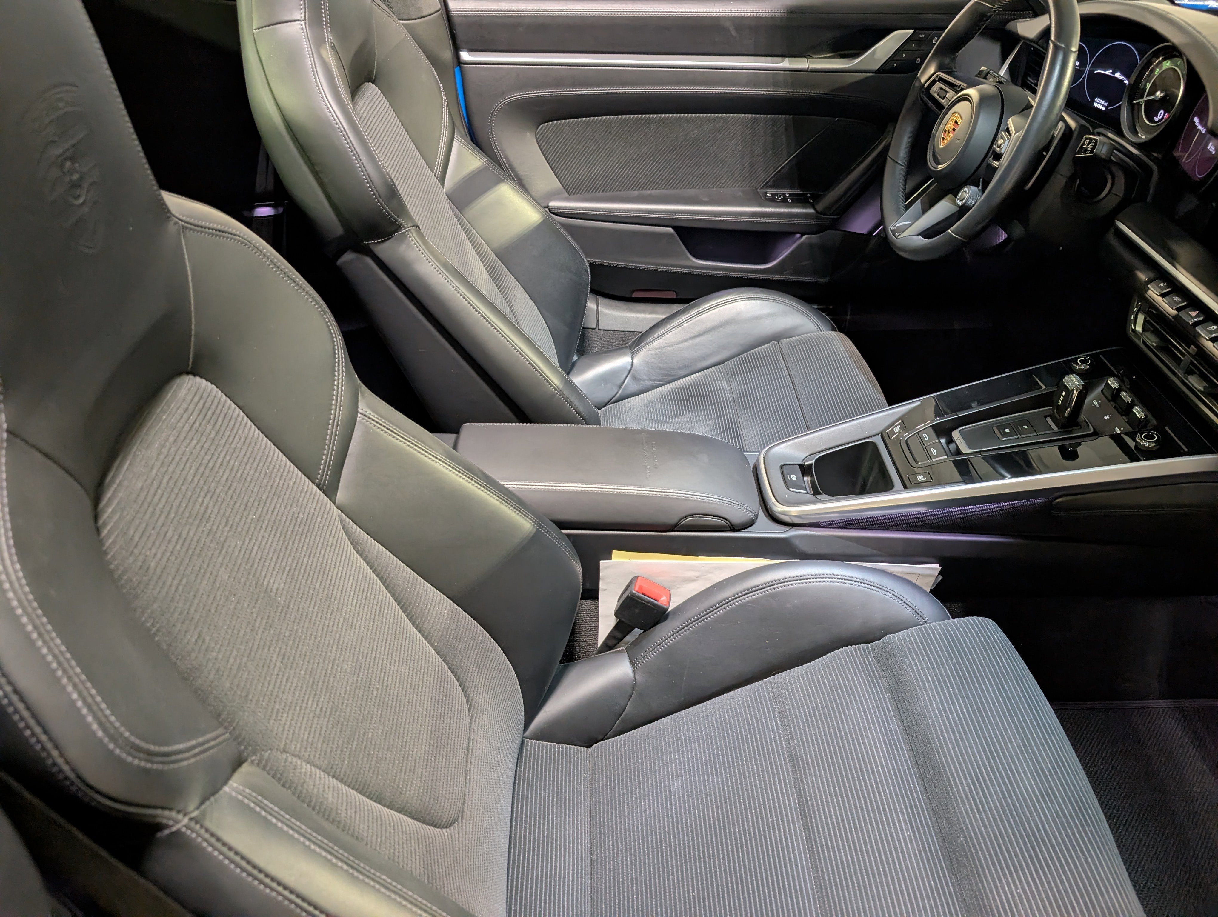 Certified 2022 Porsche 911 Targa 4S image 28