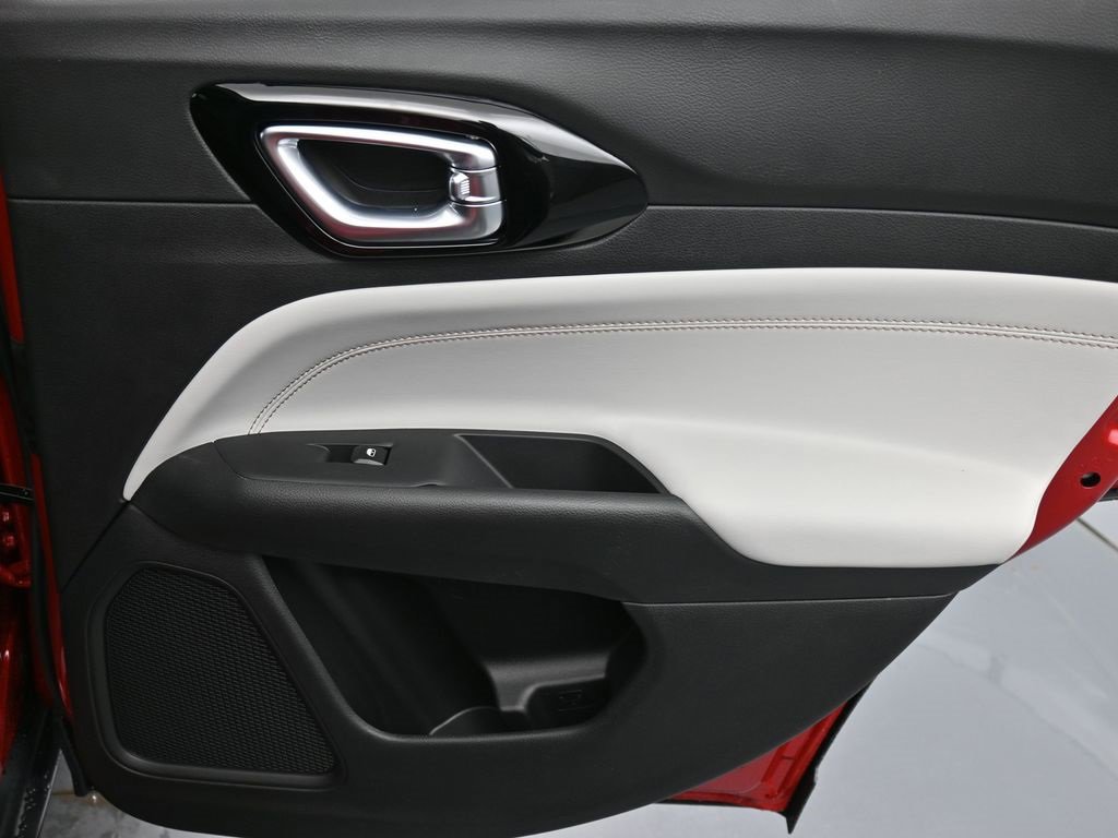 New 2026 Jeep Compass Limited image 14