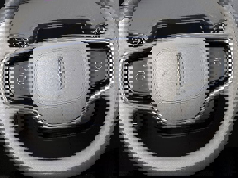 New 2025 Lincoln Nautilus Premier image 12