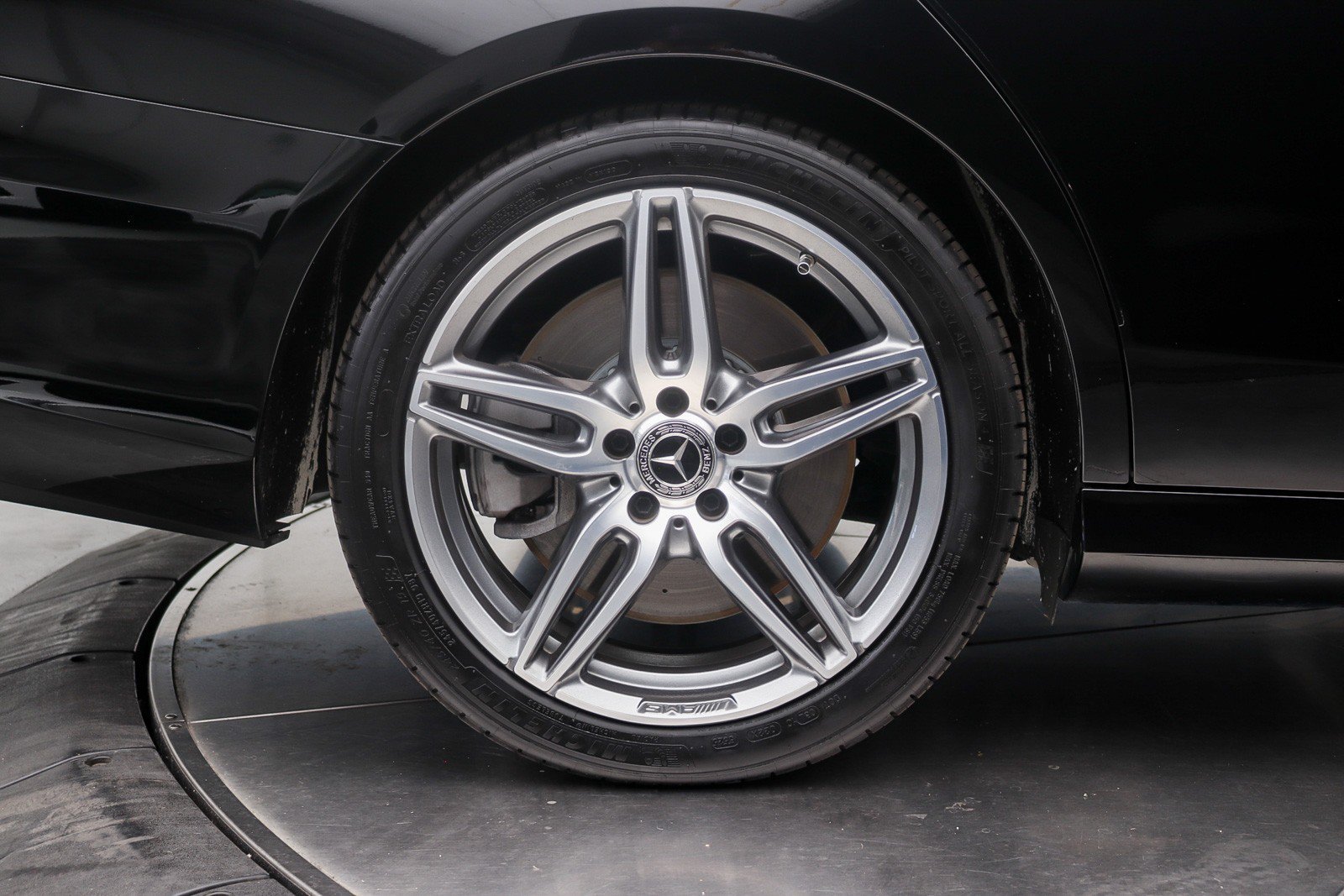 Used 2019 Mercedes-Benz E 450 4MATIC Wagon image 14