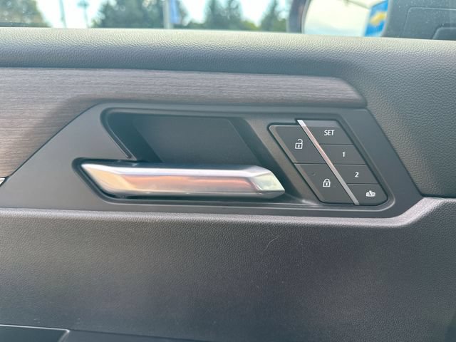 Used 2025 GMC Acadia Denali w/ LPO, Floor Liner Package FWD image 46