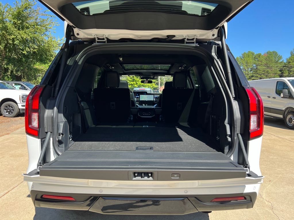 New 2025 Ford Expedition Platinum w/ Stealth Performance Package image 21