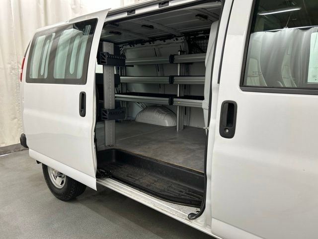Used 2022 Chevrolet Express 2500 w/ Safety Package RWD image 16