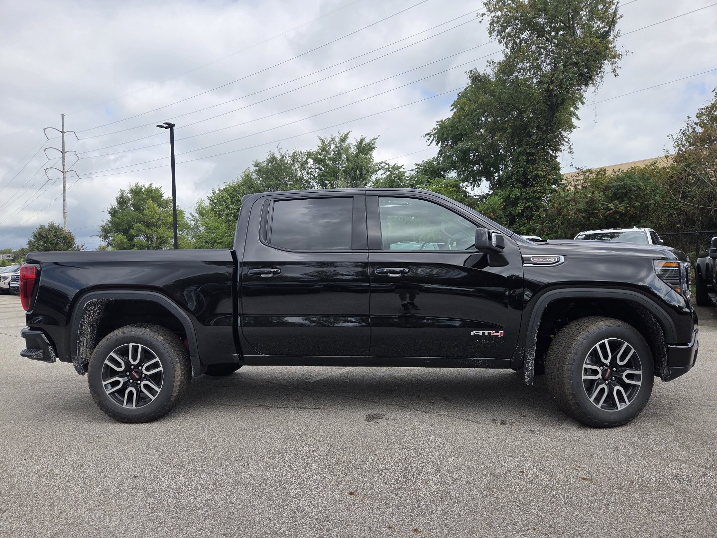 New 2026 GMC Sierra 1500 AT4 w/ AT4 Premium Package AWD/4WD image 21