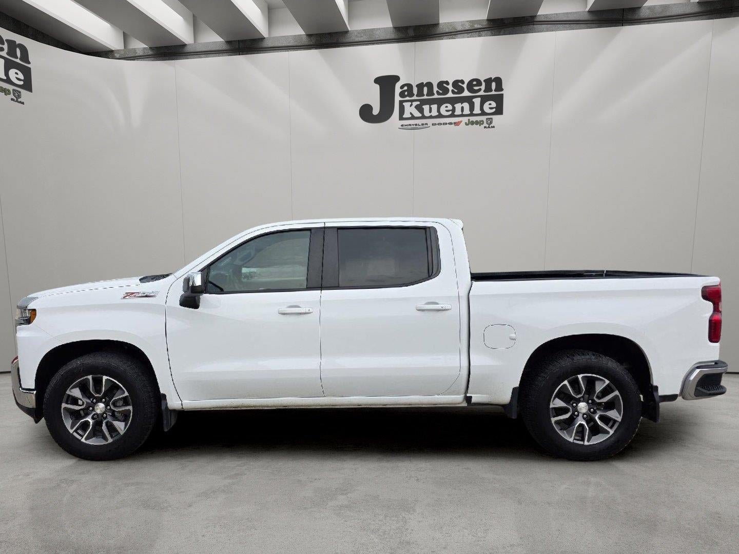 Used 2019 Chevrolet Silverado 1500 LT w/ All-Star Edition AWD/4WD image 1