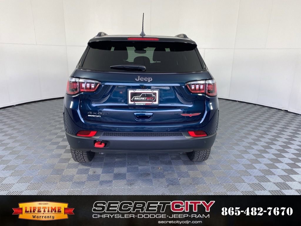 New 2026 Jeep Compass Trailhawk w/ Sun, Sound & Navigation Group image 6