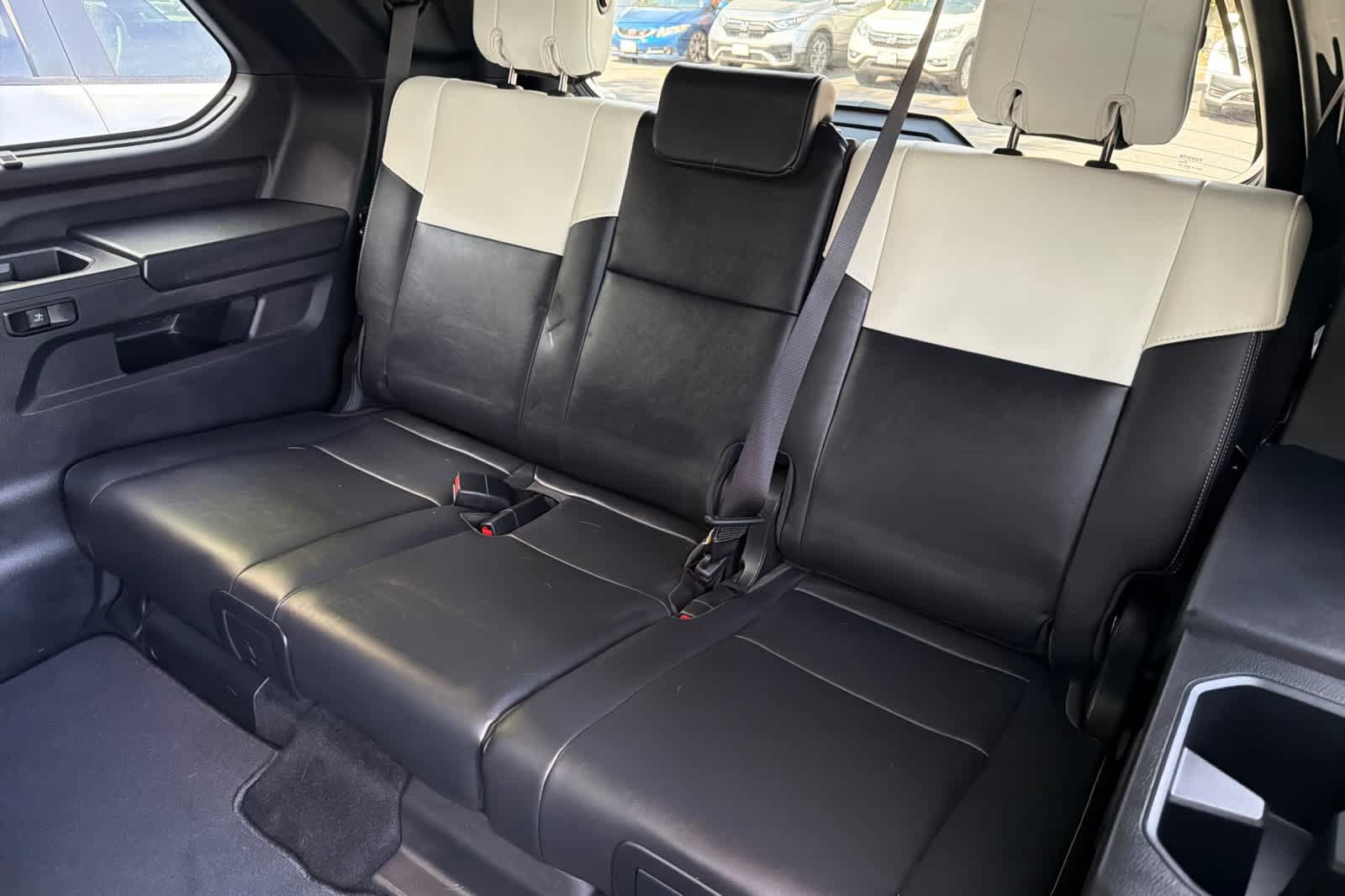 Used 2023 Toyota Sequoia Capstone AWD/4WD image 17