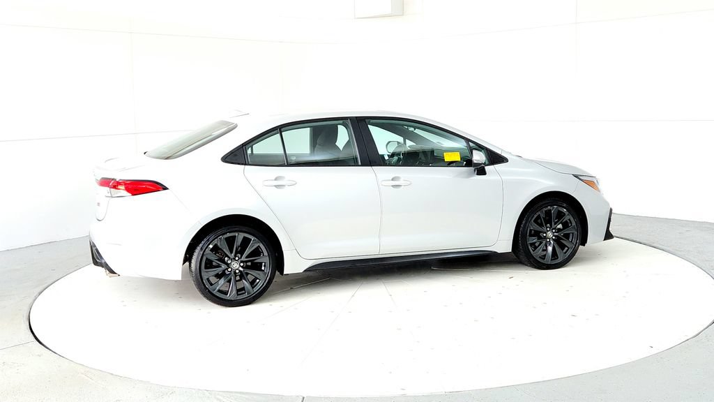 Certified 2024 Toyota Corolla SE FWD image 6