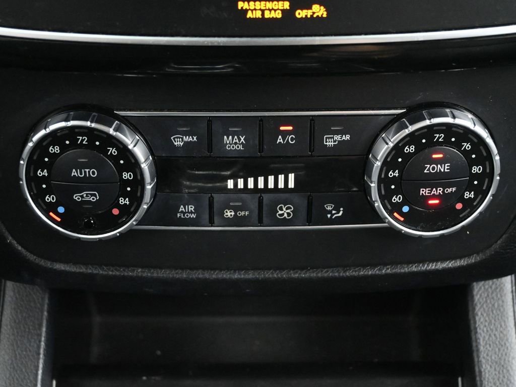 Used 2017 Mercedes-Benz GLS 550 4MATIC image 46