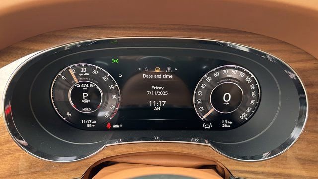 New 2025 Bentley Bentayga Plug-In Hybrid image 21