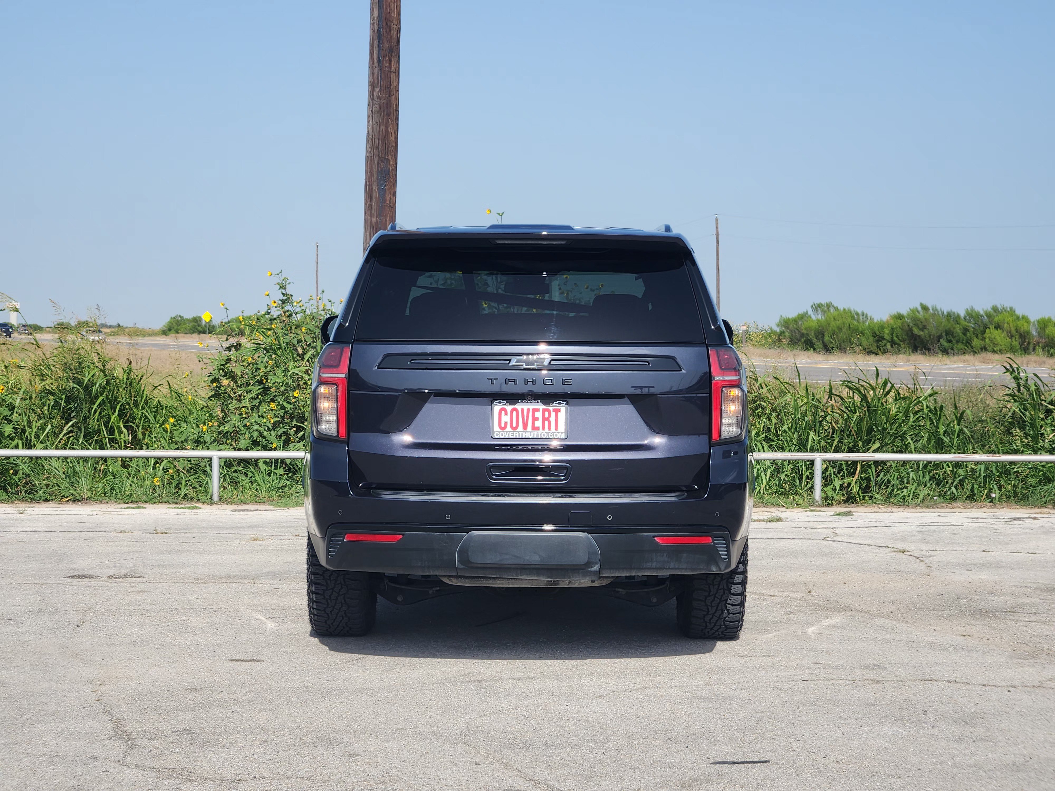 Used 2023 Chevrolet Tahoe Z71 w/ Luxury Package AWD/4WD image 6