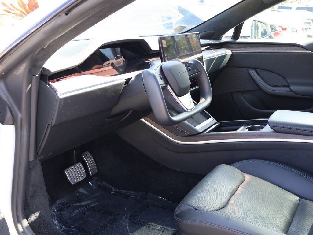Used 2023 Tesla Model S Standard Range image 28