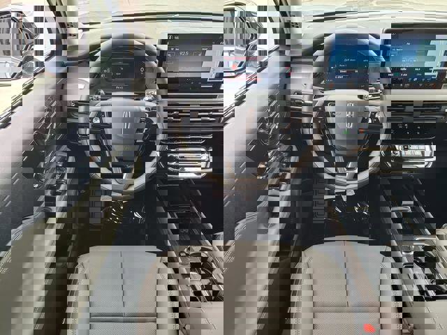 New 2026 Lincoln Corsair Premiere image 17