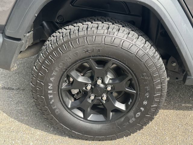 Used 2023 Jeep Wrangler Willys image 17