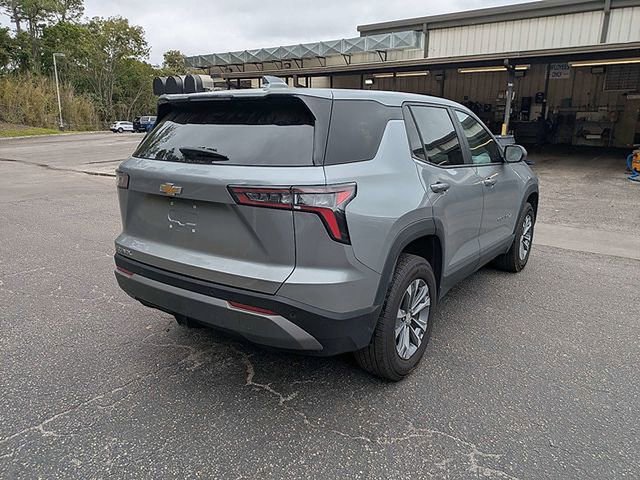 Used 2025 Chevrolet Equinox LT FWD image 5