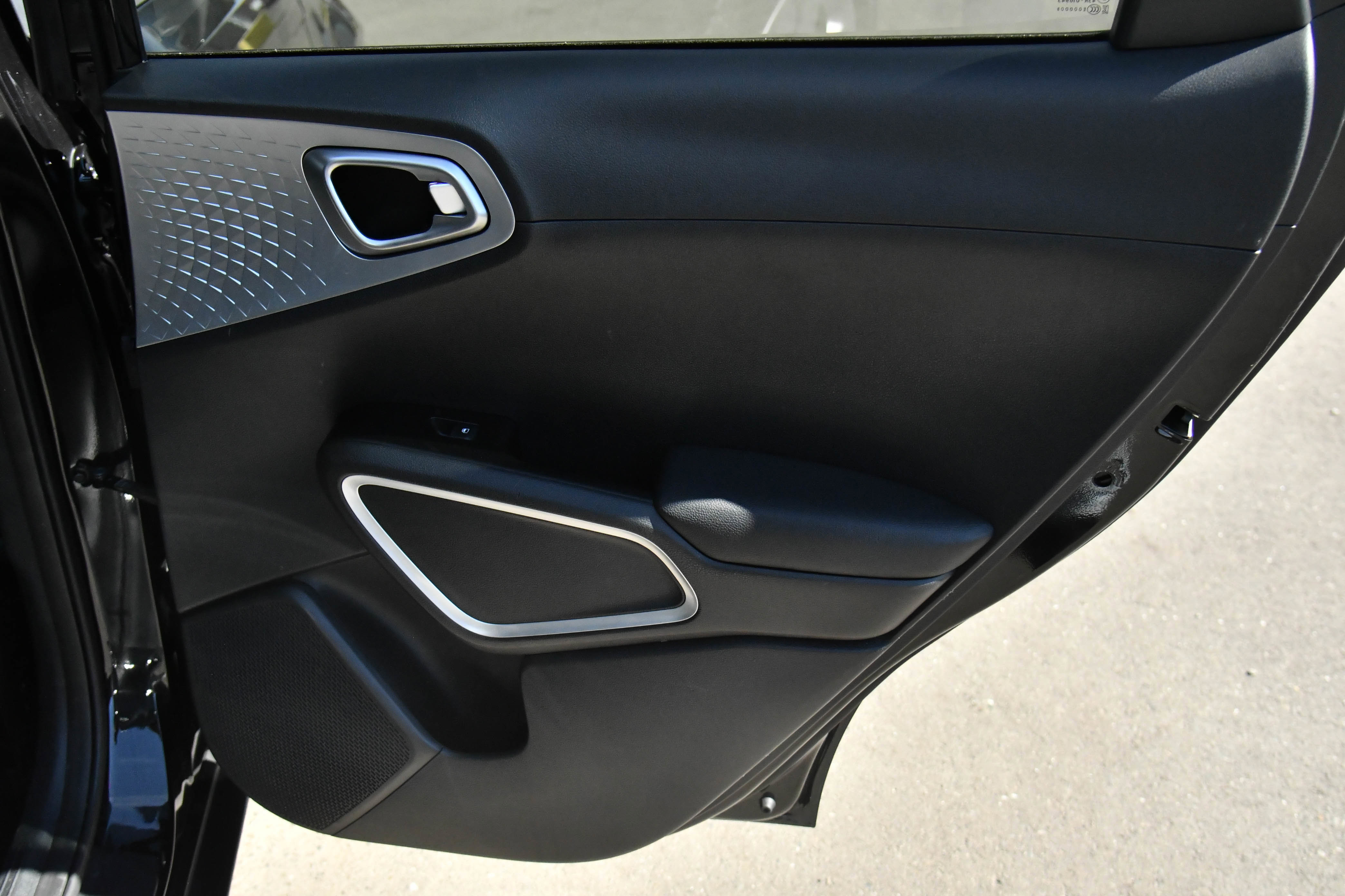 Used 2023 Kia Soul LX image 34