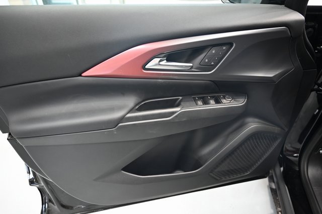 New 2025 Chevrolet Equinox EV RS image 21