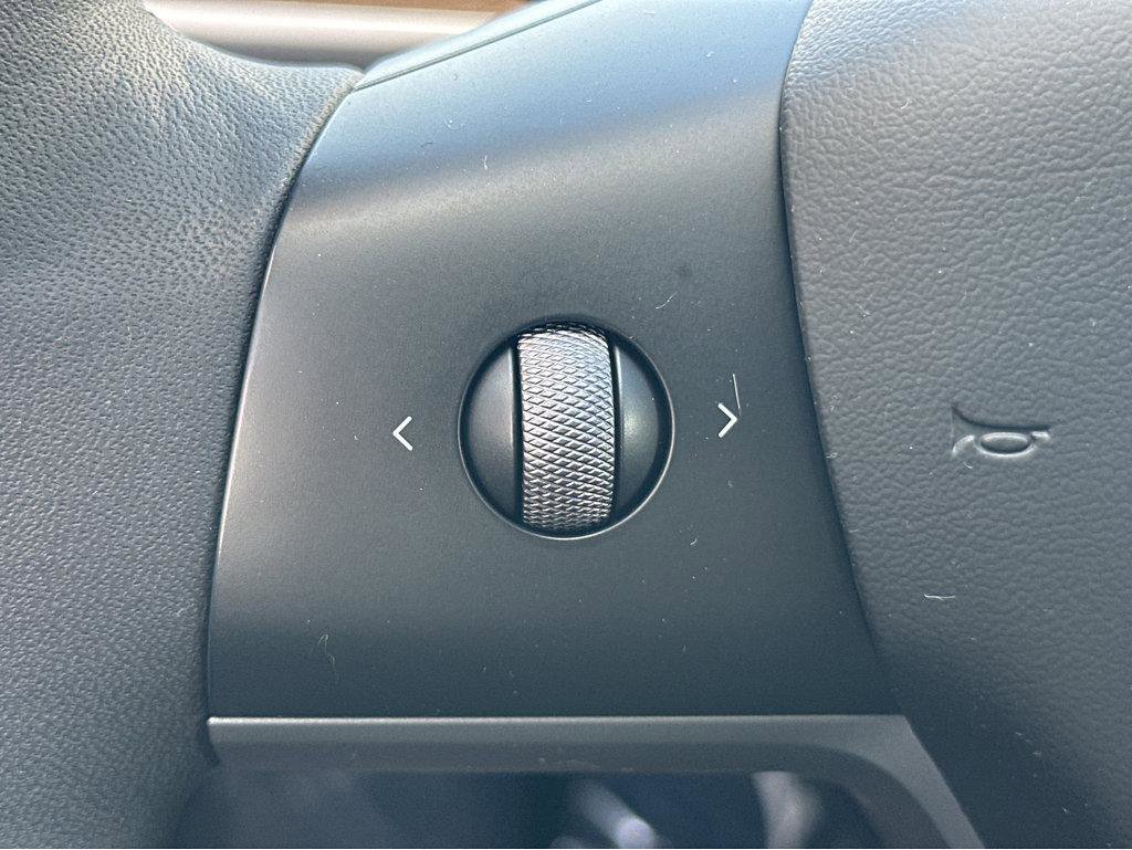 Used 2023 Tesla Model 3 Standard Range RWD image 21