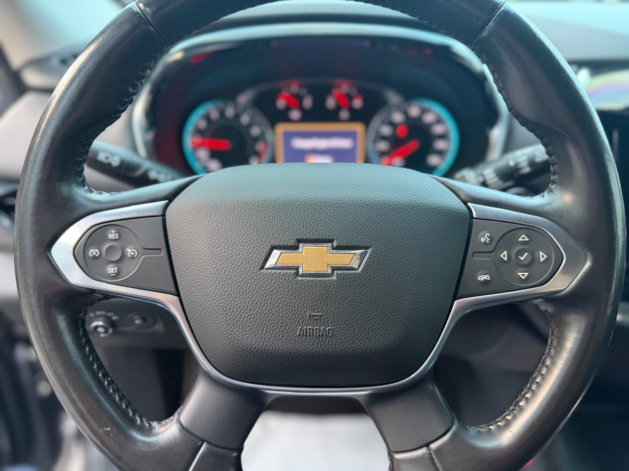Used 2020 Chevrolet Traverse LT FWD image 29
