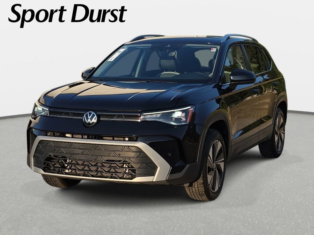 Used 2025 Volkswagen Taos SE AWD/4WD image 1
