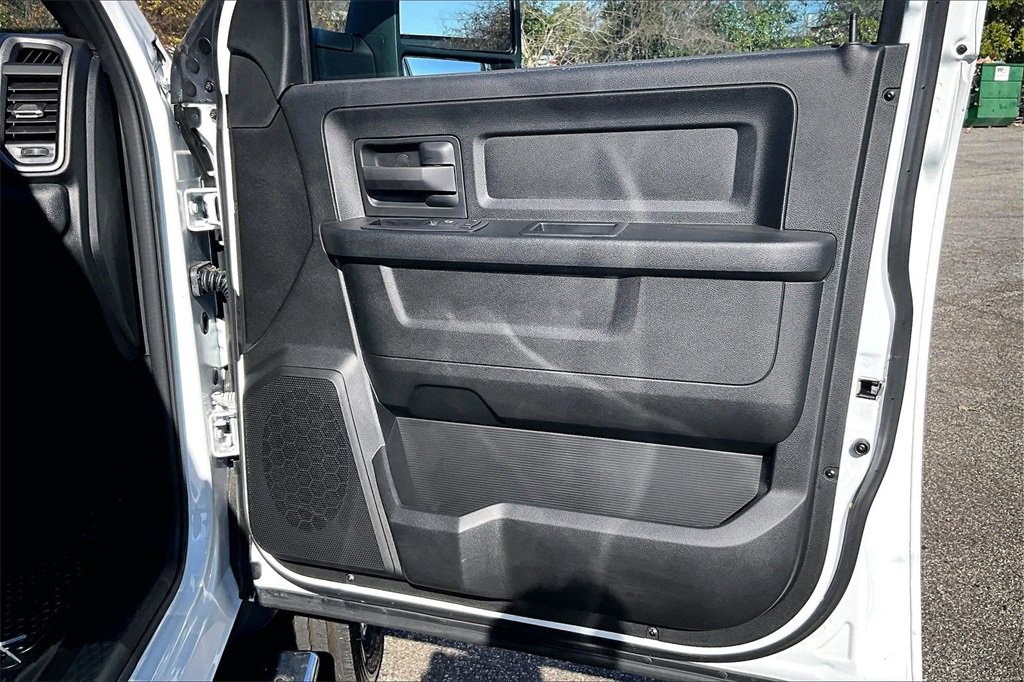 Used 2024 RAM 5500 Tradesman w/ Chrome Appearance Group image 24