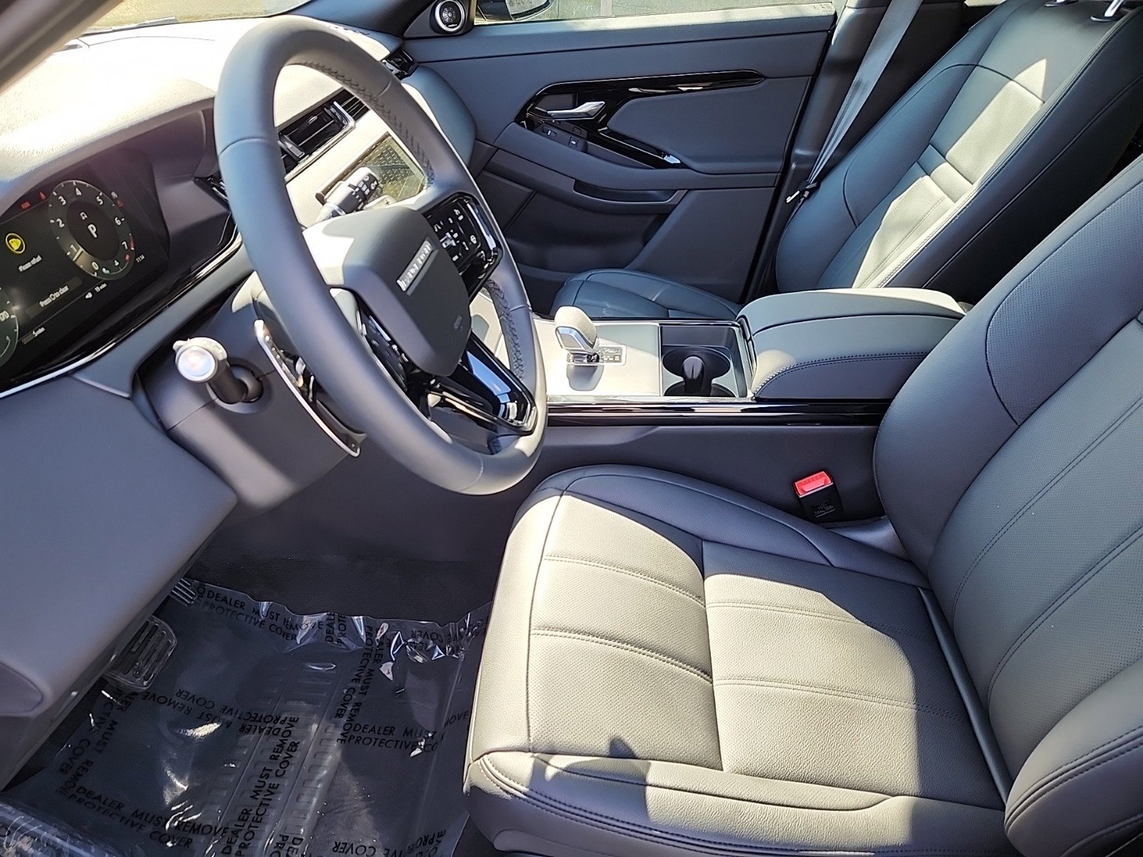 New 2026 Land Rover Range Rover Evoque S image 23