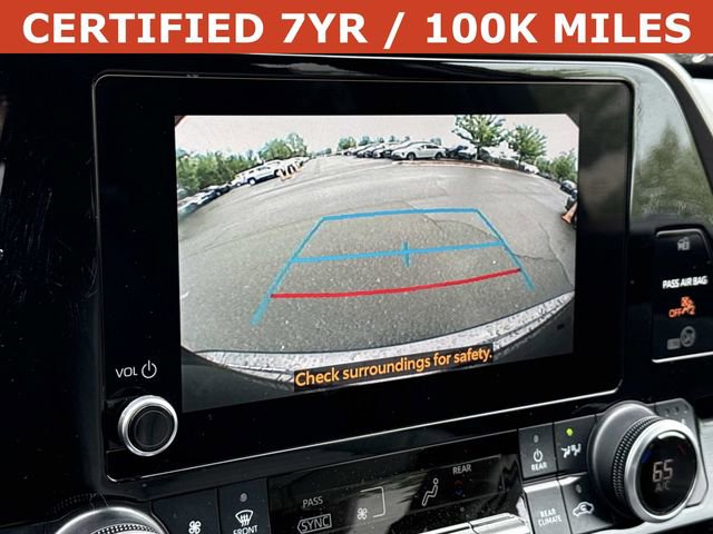 Used 2023 Toyota Highlander XLE AWD/4WD image 21