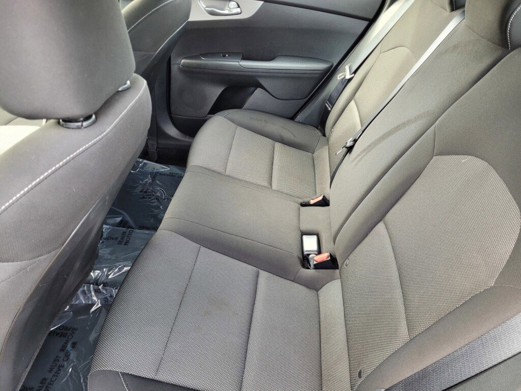 Used 2023 Kia Forte LXS image 18