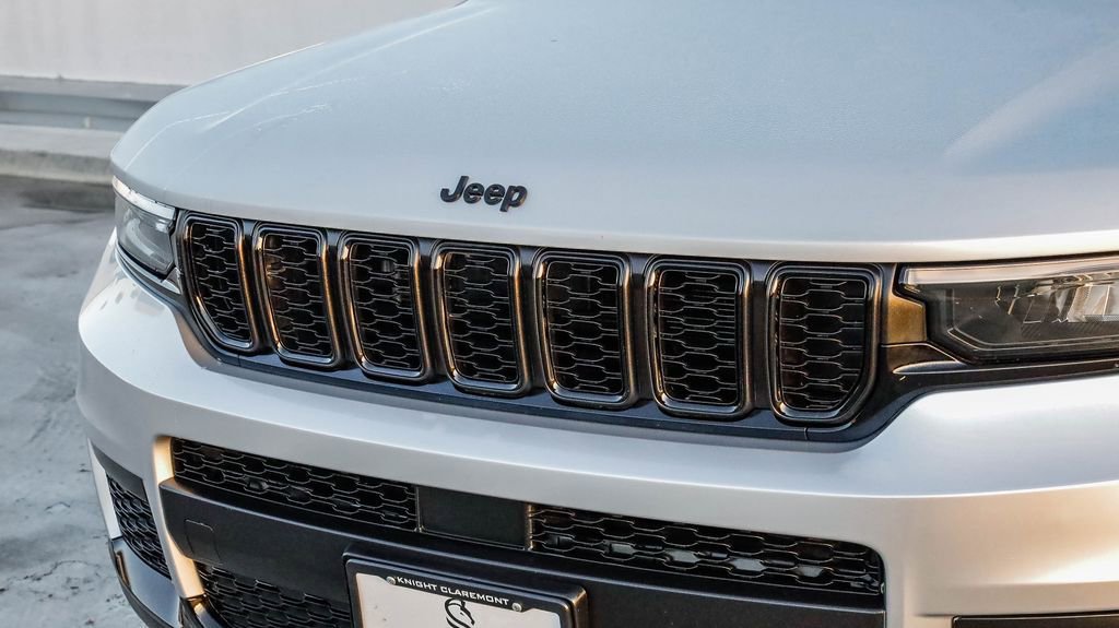 Certified 2024 Jeep Grand Cherokee L Laredo image 6