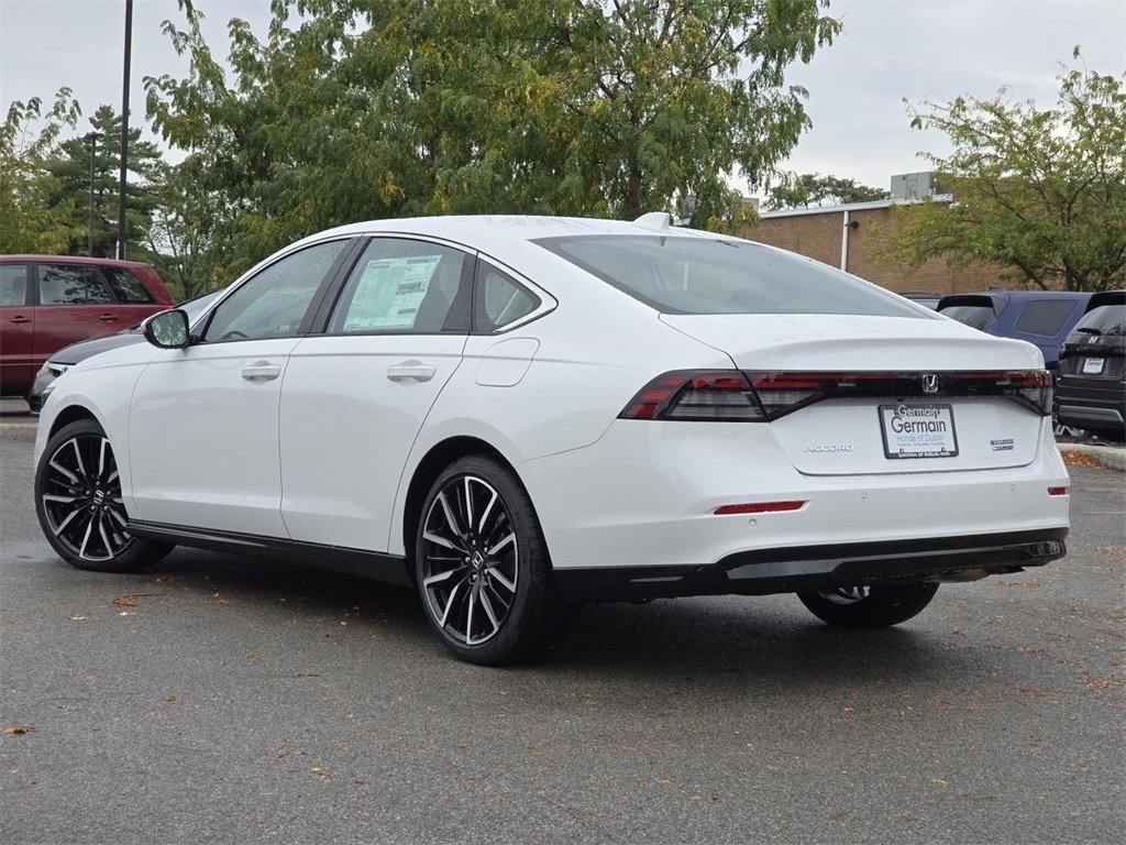 New 2025 Honda Accord Touring image 16