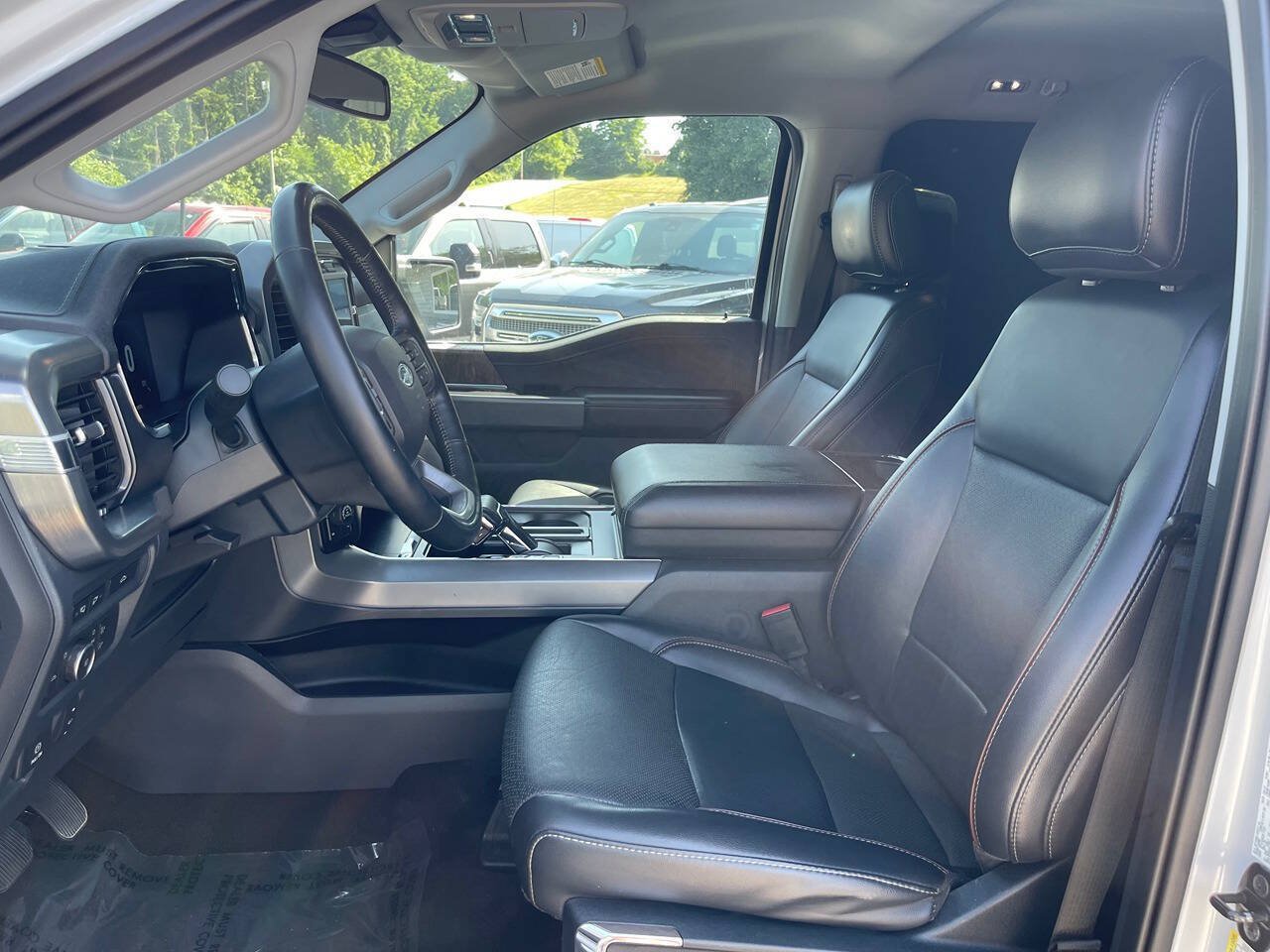 Used 2021 Ford F150 Lariat AWD/4WD image 17