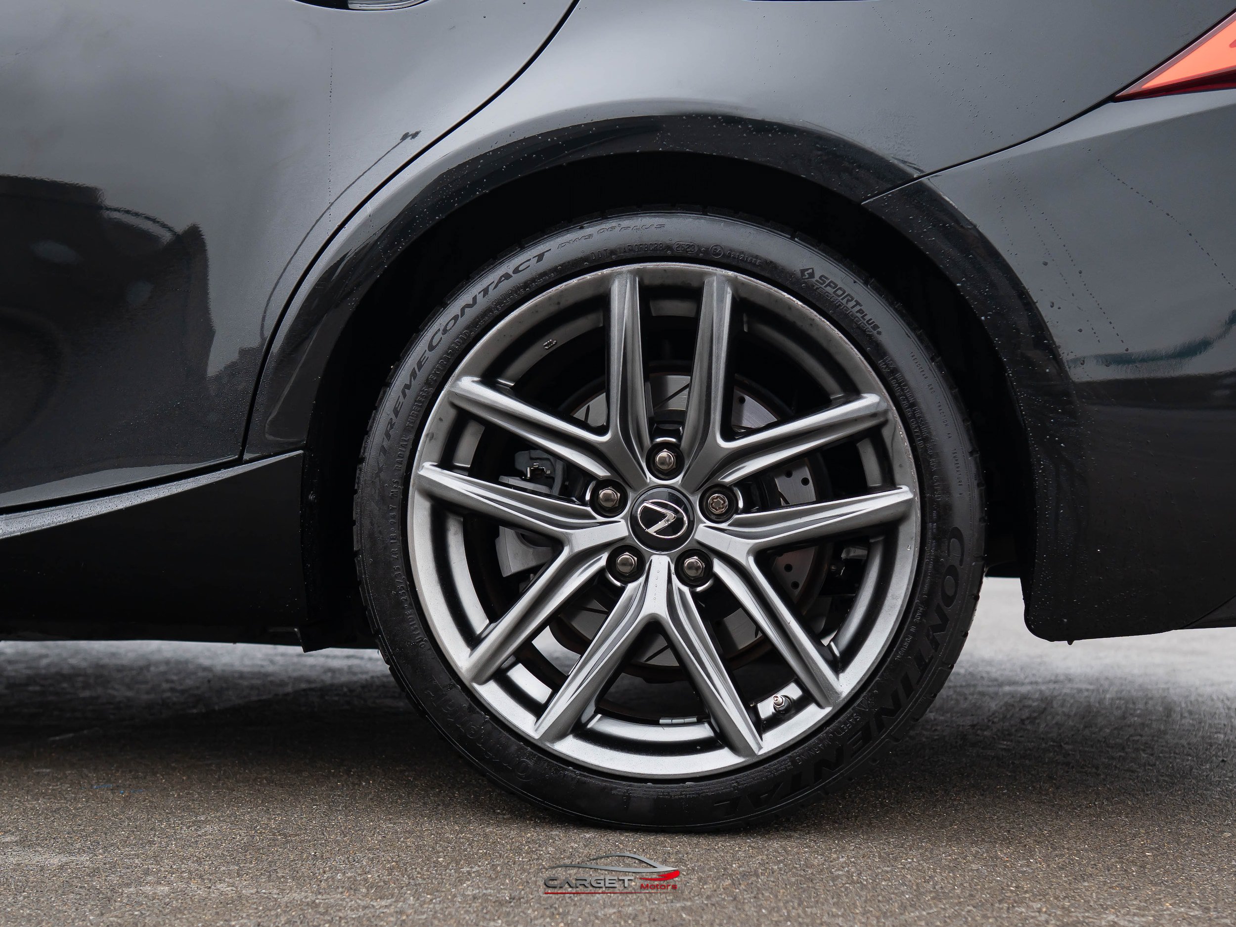Used 2019 Lexus IS 300 F Sport w/ F Sport Package RWD image 12
