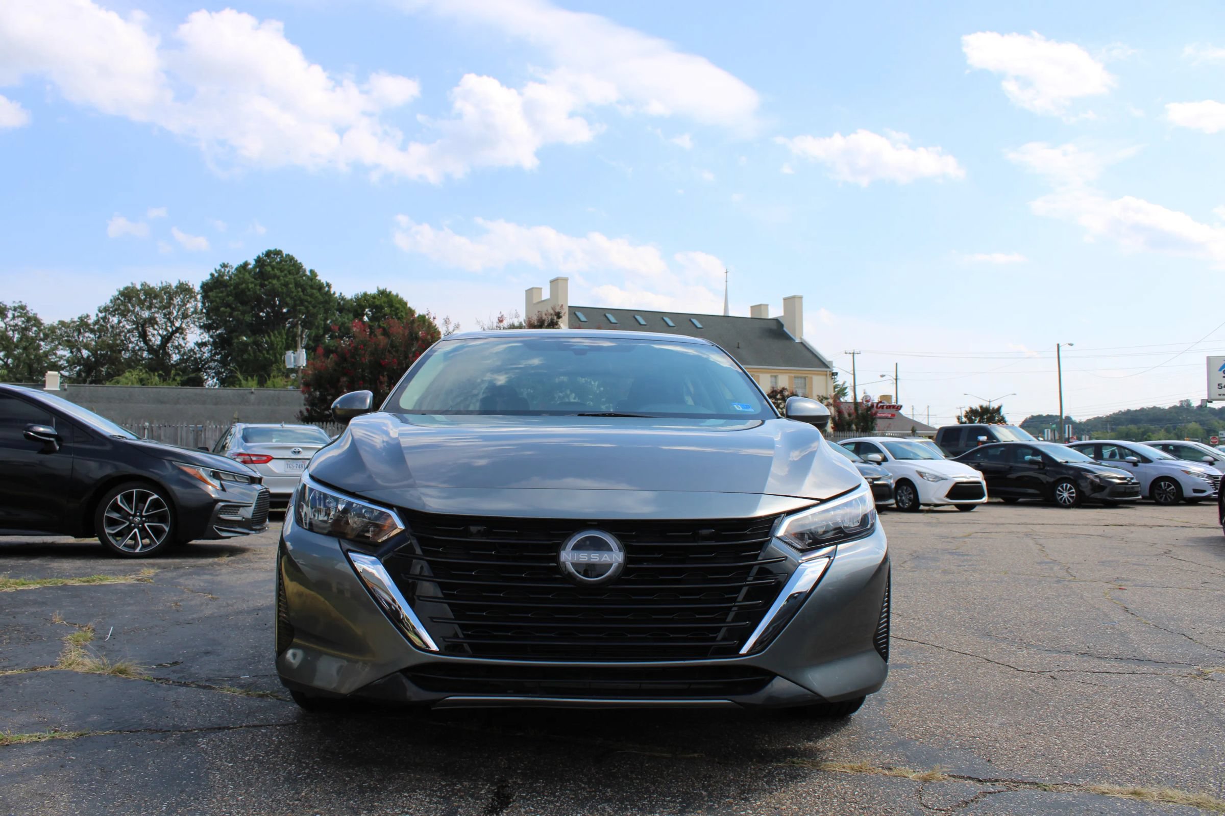 Used 2024 Nissan Sentra SV w/ All-Weather Package FWD image 2