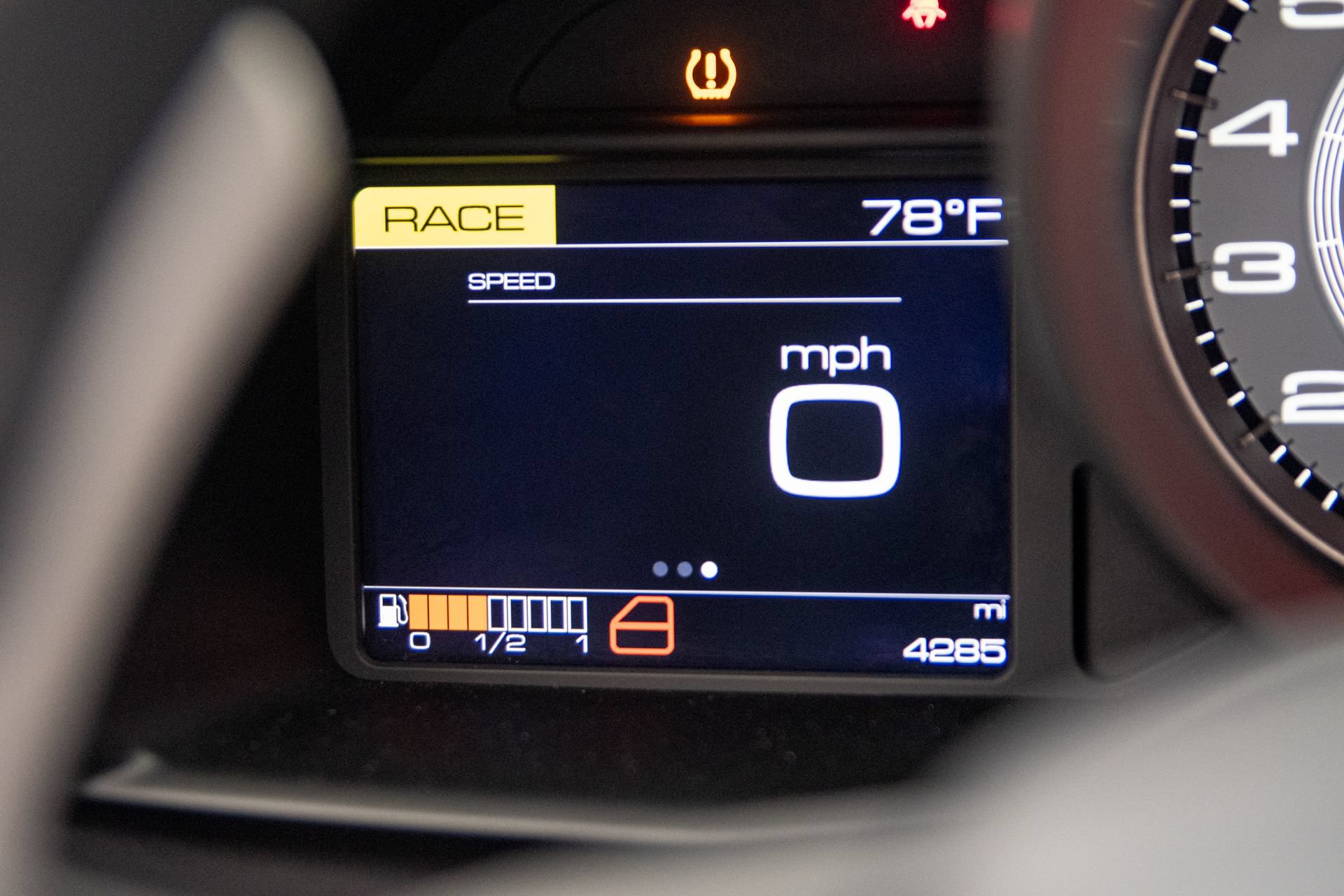 Used 2017 Ferrari 488 Spider RWD image 33