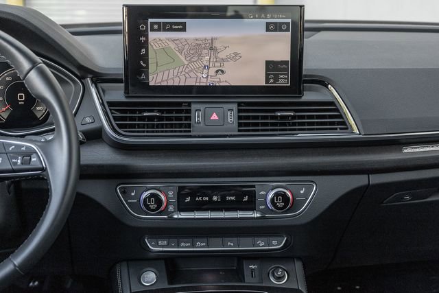 Used 2022 Audi Q5 2.0T Premium Plus w/ Premium Plus Package image 8