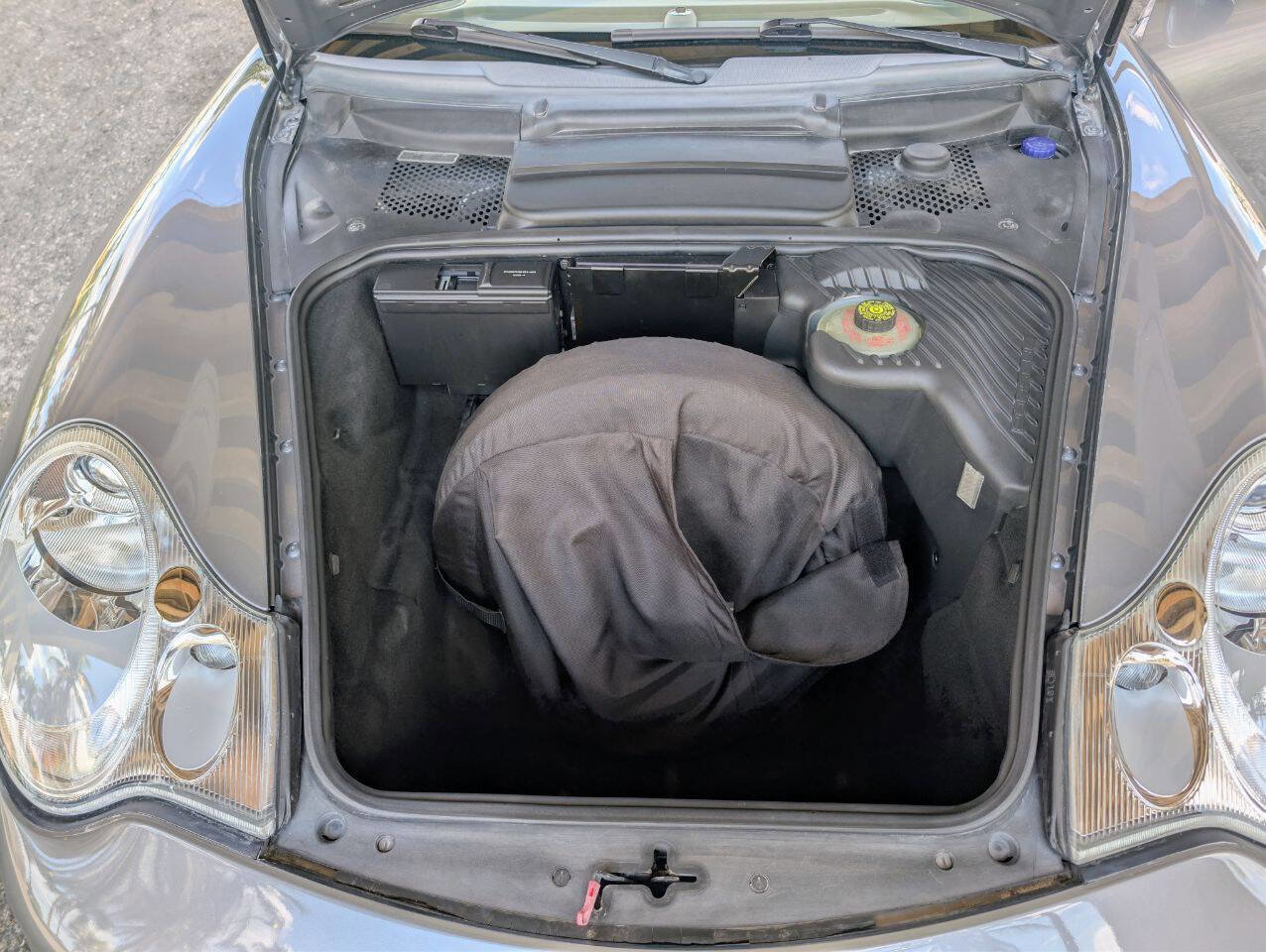 Used 2004 Porsche 911 Carrera image 21