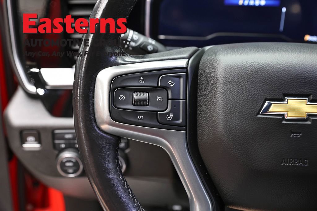 Used 2022 Chevrolet Silverado 1500 LT AWD/4WD image 15