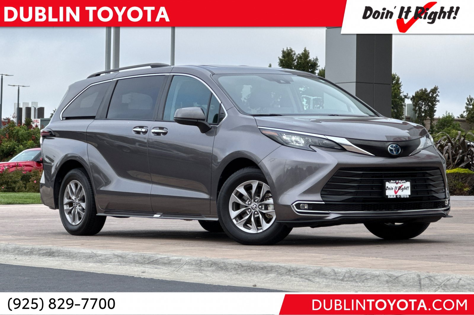 Certified 2024 Toyota Sienna XLE FWD 360° Tour