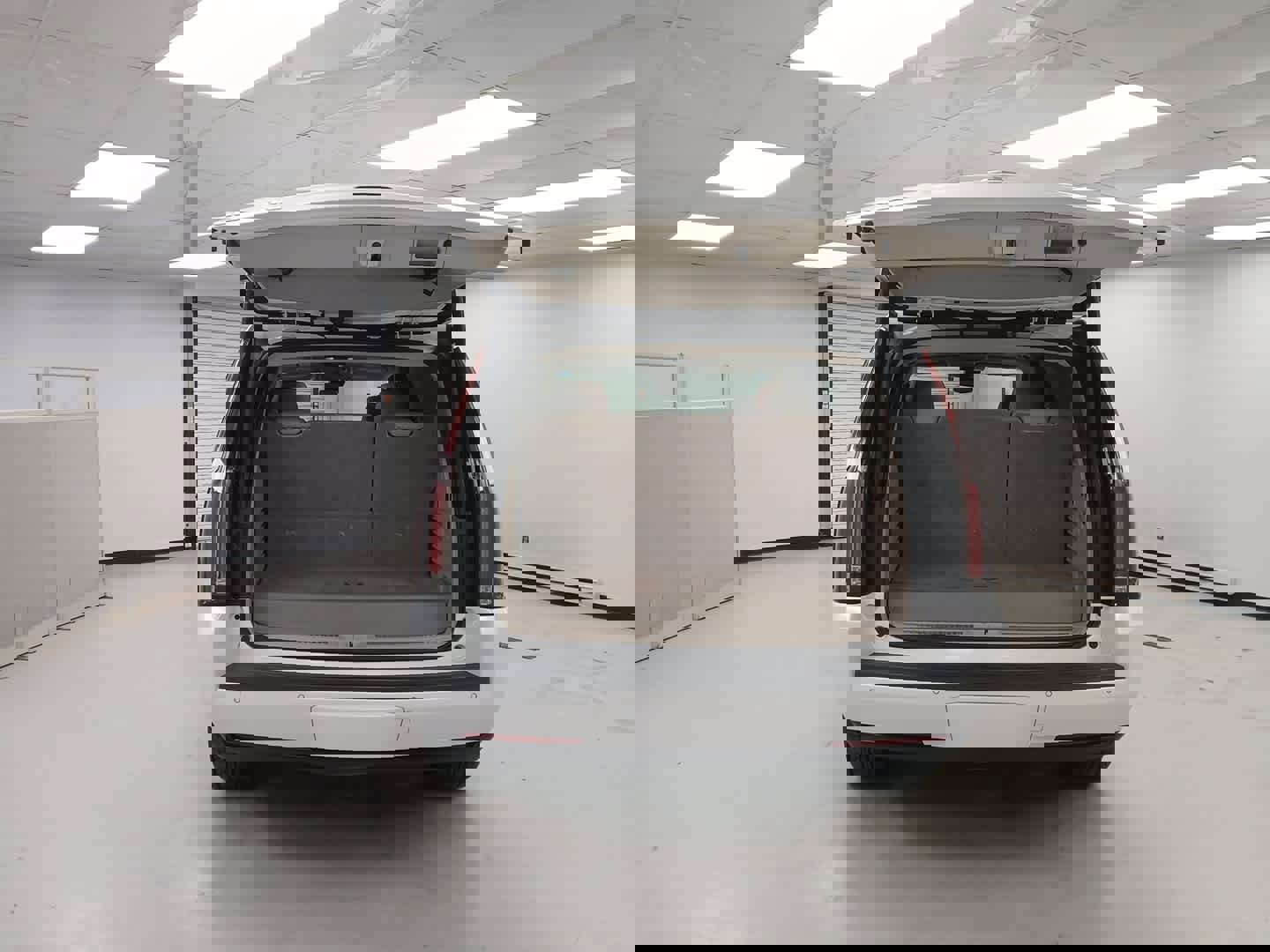 Used 2019 Cadillac Escalade Luxury image 7