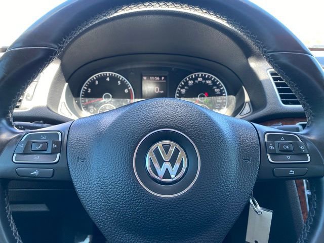 Used 2013 Volkswagen Passat 2.5 SEL FWD image 14