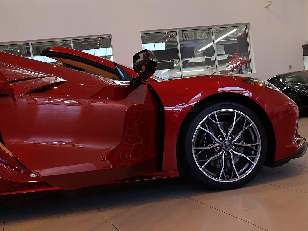Used 2023 Chevrolet Corvette Stingray Premium Cpe w/ Z51 Performance Package image 21