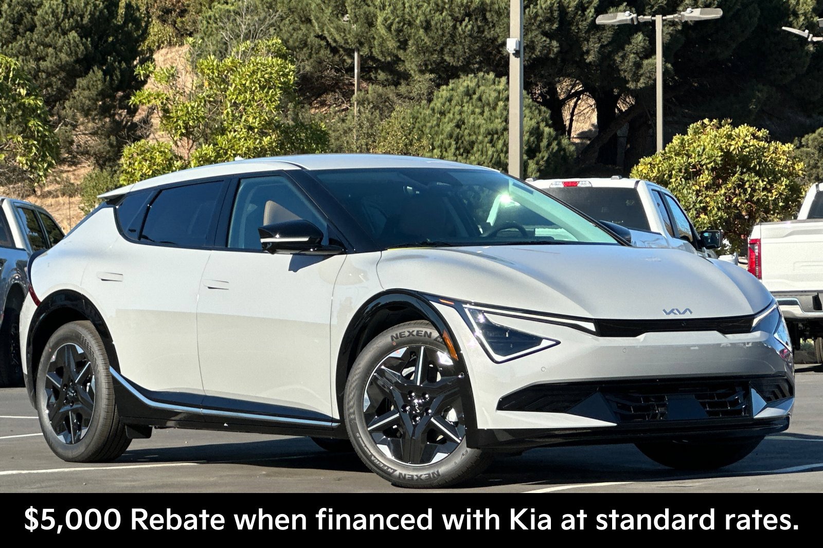New 2026 Kia EV6 Wind AWD/4WD image 2