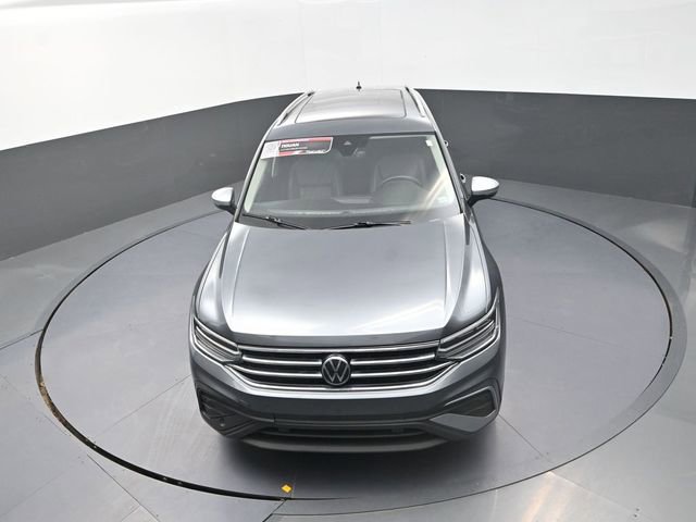 Used 2024 Volkswagen Tiguan Wolfsburg Edition image 12