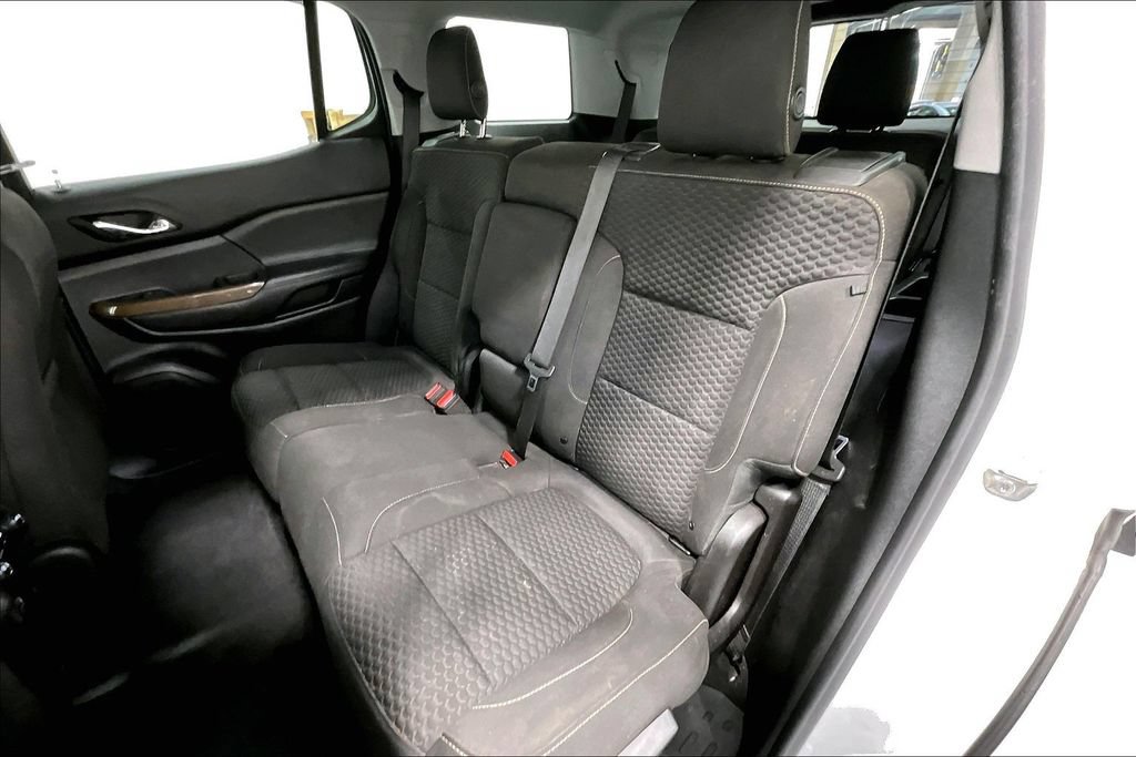 Used 2019 GMC Acadia SLE FWD image 31