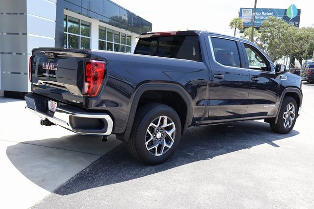 New 2026 GMC Sierra 1500 SLE w/ Preferred Package image 7