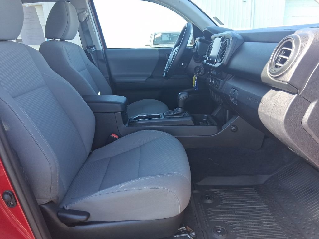 Used 2021 Toyota Tacoma SR image 14