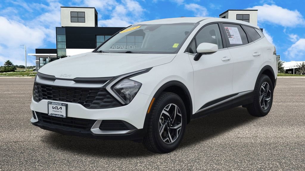 Used 2023 Kia Sportage LX image 4