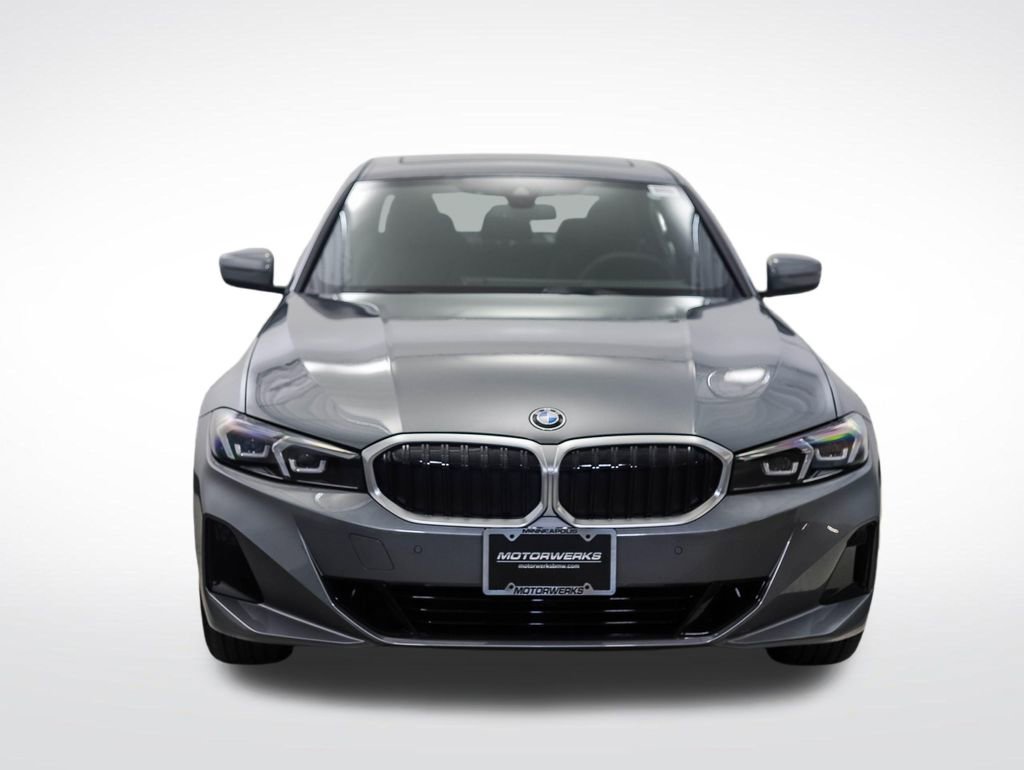 Used 2026 BMW 330i xDrive Sedan w/ Convenience Package AWD/4WD image 9