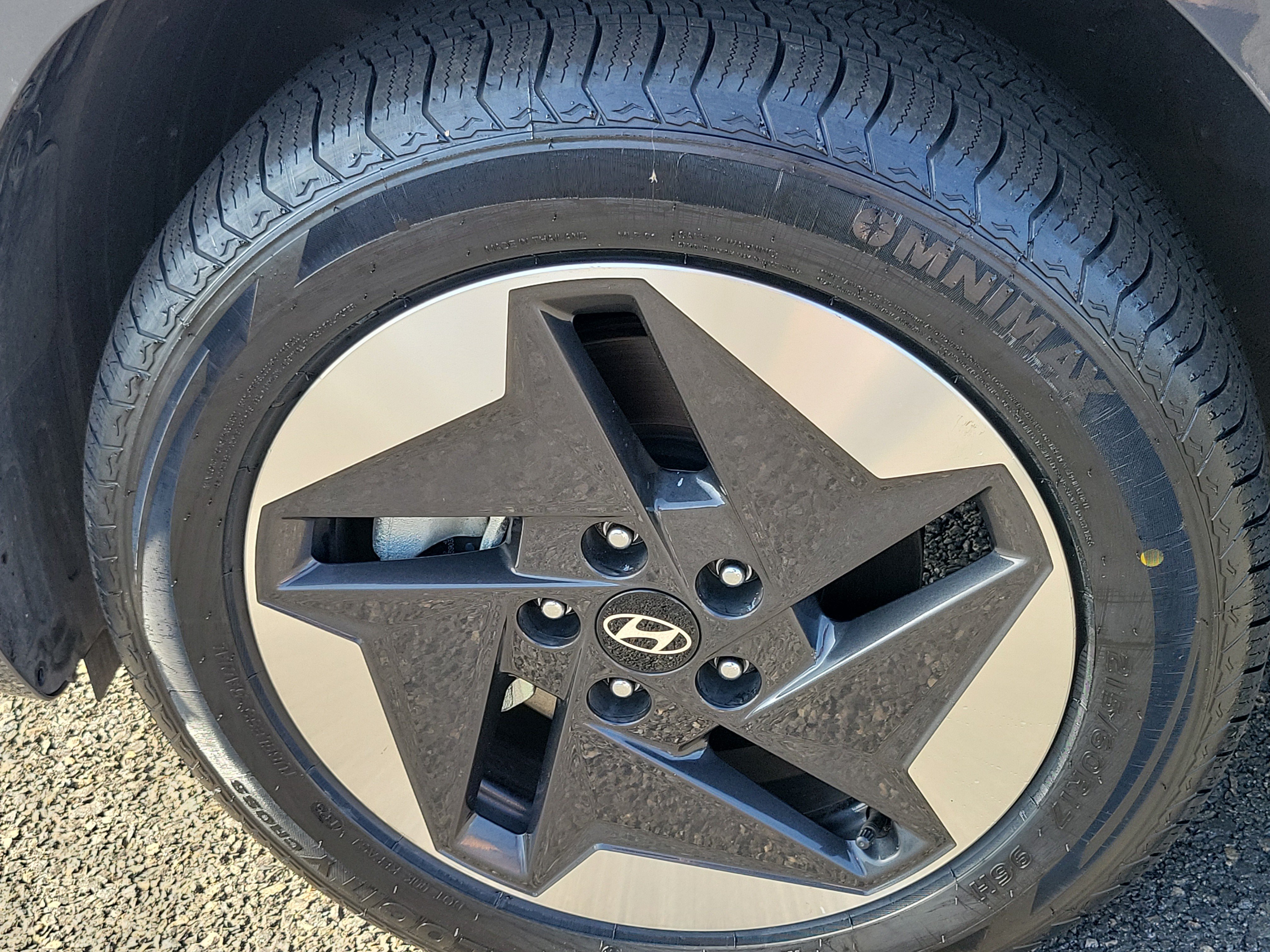 Certified 2024 Hyundai Kona SEL FWD image 7